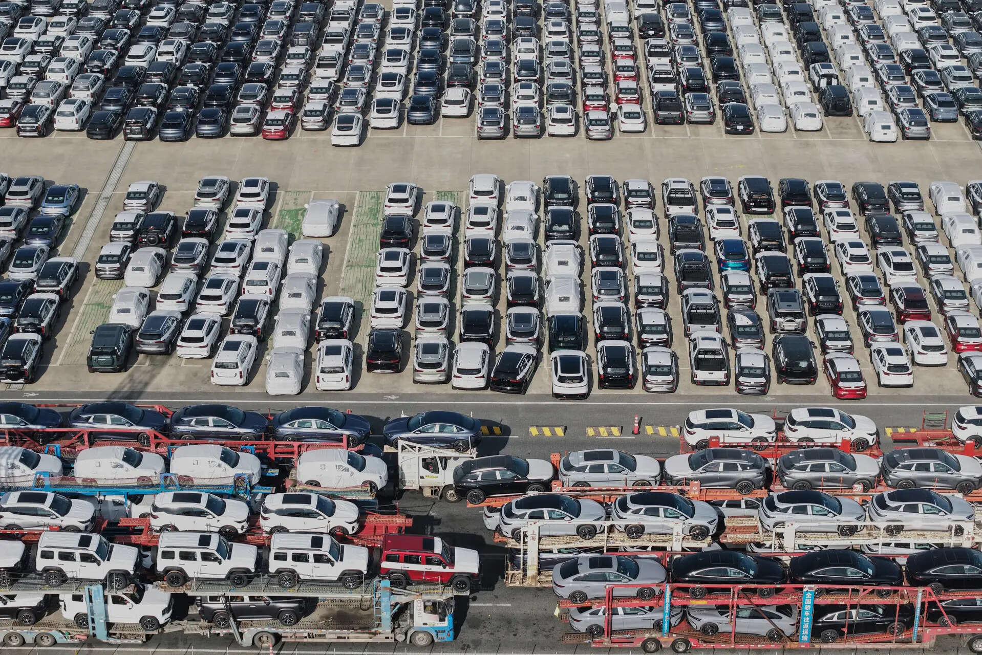 Retail vehicle sales jump 25.3% in March, dealers flag near-term West Asia supply risks