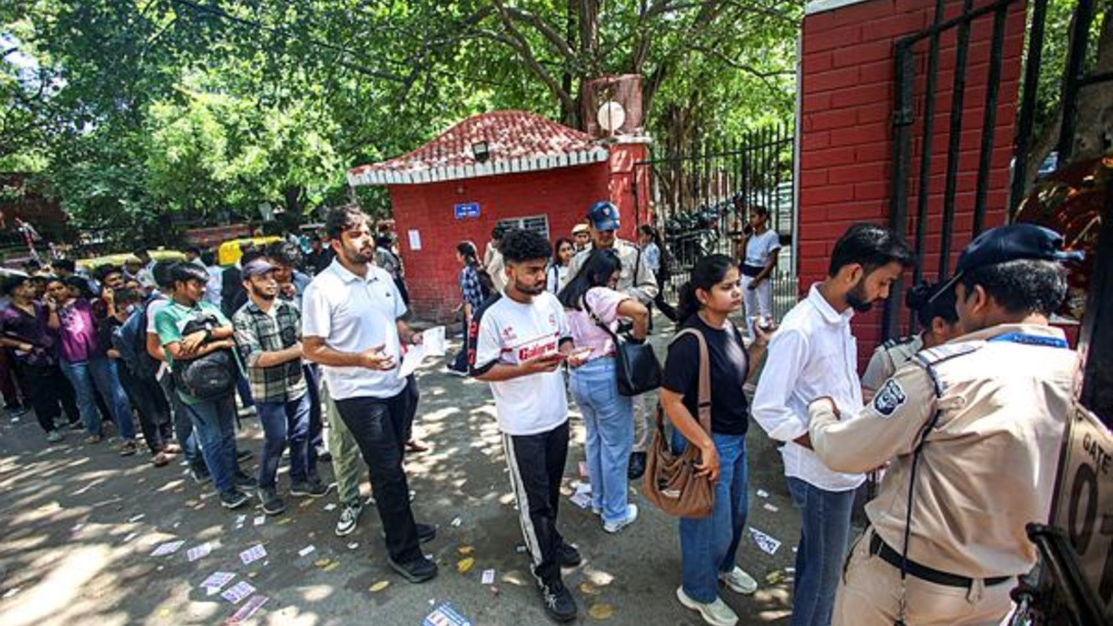 BPSC 70वीं CCE प्रीलिम्स परीक्षा 2024: बॉल पेन और सरकारी पहचान पत्र – परीक्षा दिन के निर्देश यहाँ