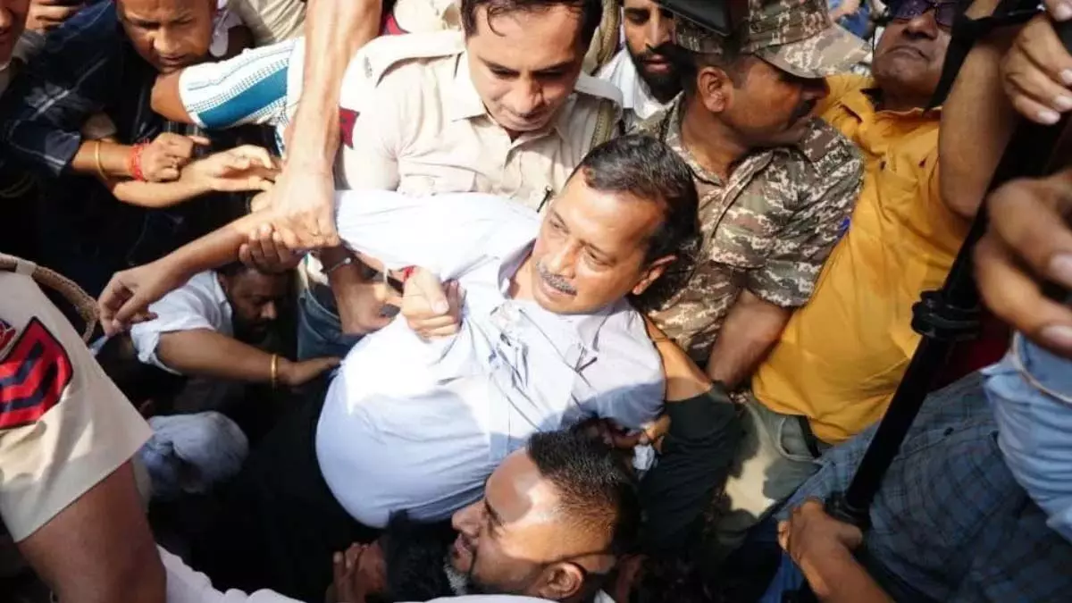 पुलिस हिरासत में केजरीवाल का देश से अपील, ‘‘सब लोग दिल्ली चलो’’