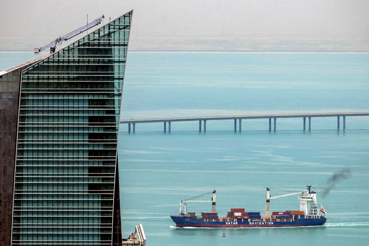 Qatar Says Maritime Navigation in Its Waters to Return Sunday