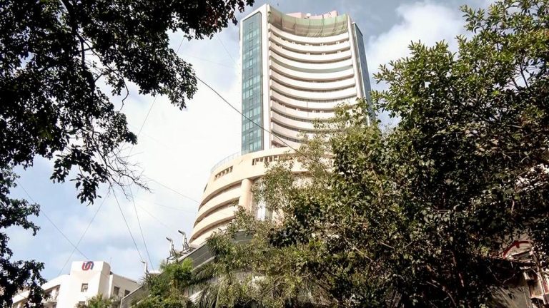 Stock markets extend rally in early trade on drop in crude oil prices