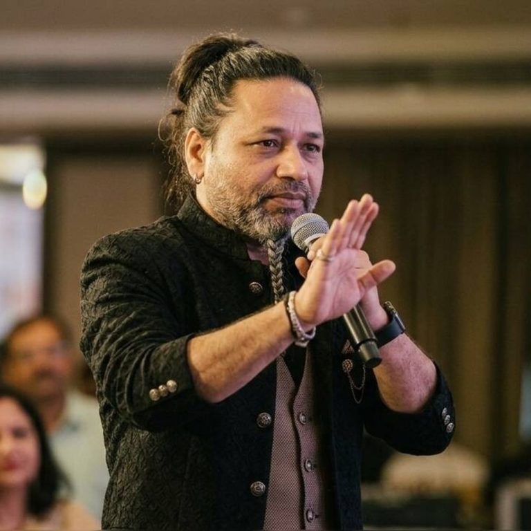 कैलाश खेर का इवेंट में गाने से इनकार:बोले- कलाकार को जोकर न बनाएं; क्या सचिन तेंदुलकर से कभी कहोगे छक्का मार कर दिखा दो