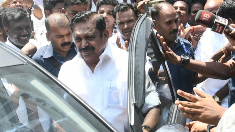 AIADMK district secretaries, senior functionaries rally behind Palaniswami