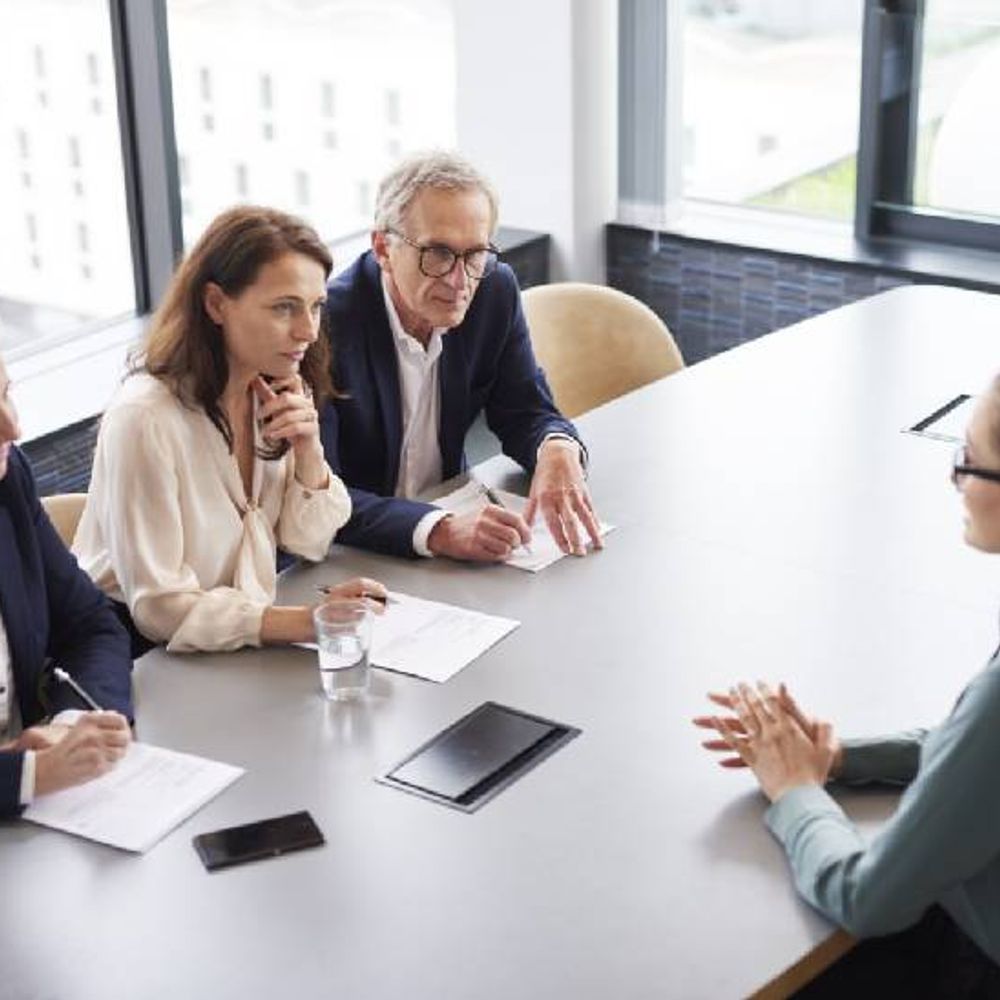 टिप्स:इंटरव्यू में पहले 30 सेकेंड सबसे जरूरी, शुरुआत‎ मजबूत हो; गलत बॉडी लैंग्वेज के कारण 65% उम्मीदवार हो जाते हैं रिजेक्ट‎