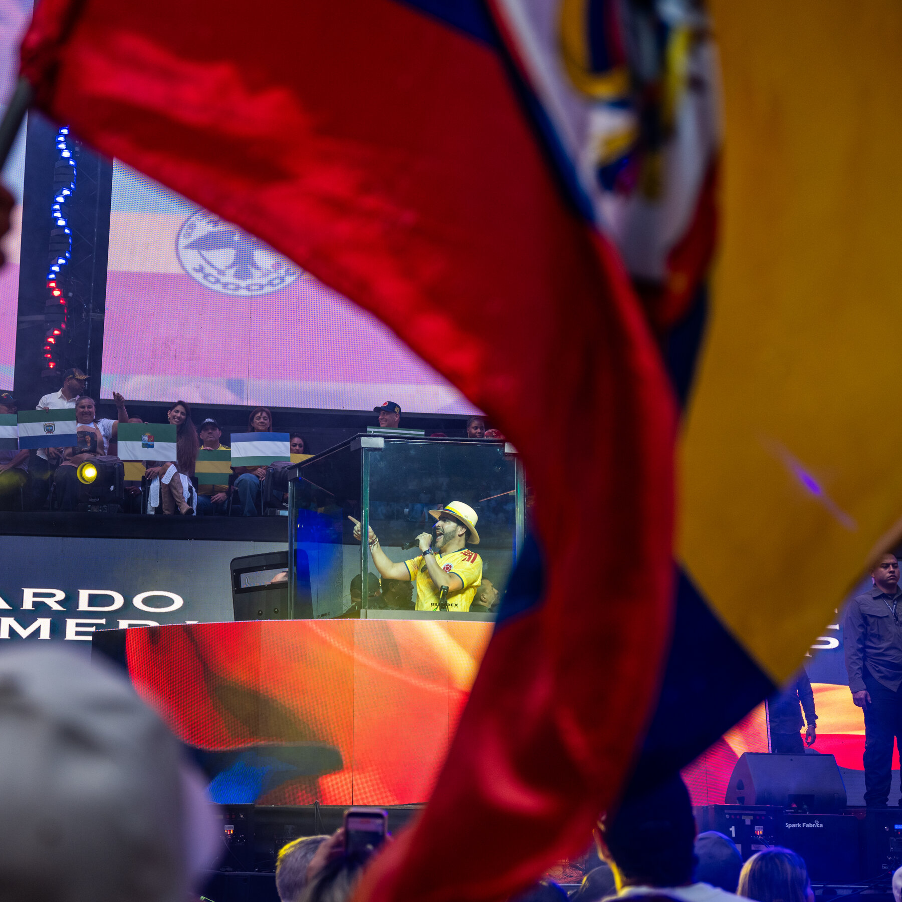 Trump Stands to Gain a Key Ally in Colombia’s Upcoming Election