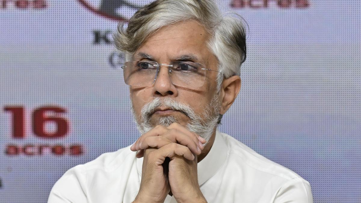 ‘Blatant loot’: Congress on MoS Agriculture getting subsidy from own ministry