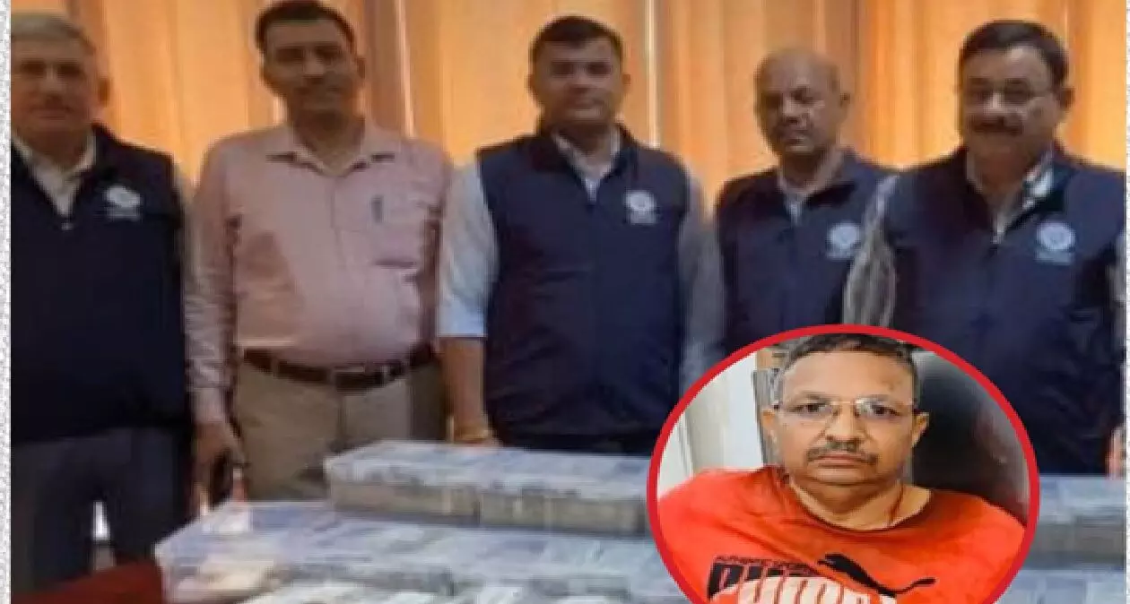 यूपी में विजिलेंस की बड़ी कार्रवाई: रिटायर्ड एआरटीओ के घर से करोड़ों की संपत्ति, नकदी और 22 किलो सोना-चांदी बरामद