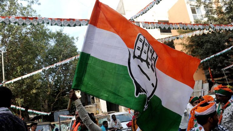 Congress Legislature Party authorises High Command to pick next Kerala CM; AICC observers meet MLAs