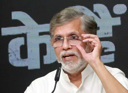 राष्ट्रपति से मुलाकात के बाद विपक्ष ने ज्ञानेश कुमार के इस्तीफे तक आंदोलन तेज किया