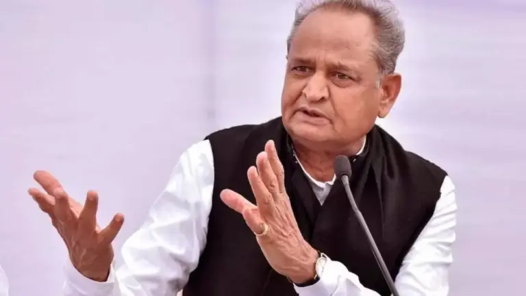 राजस्थान में सूखा घोषित करे सरकार, राहत कार्य तुरंत शुरू हो: अशोक गहलोत